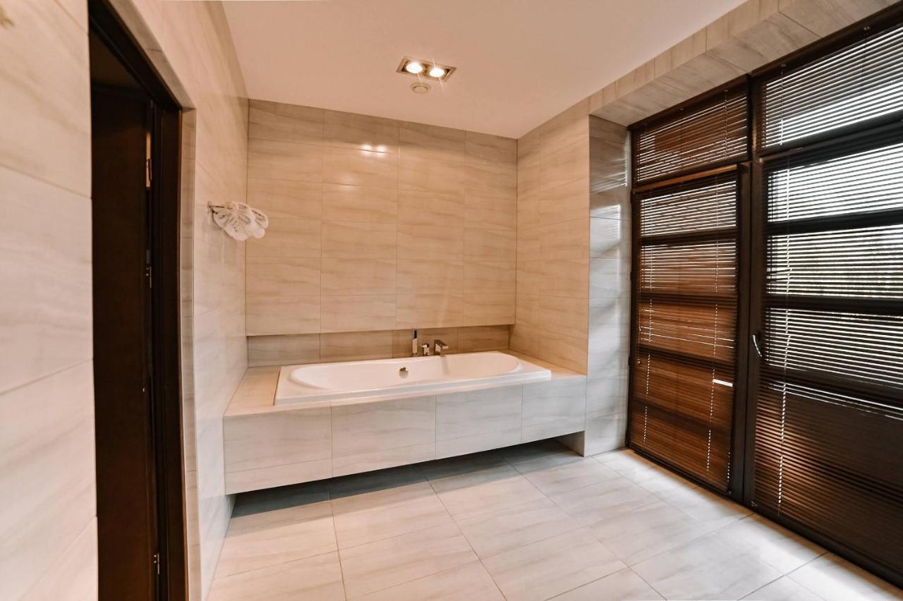 Park Hotel Switzerland Obariv 외부 사진