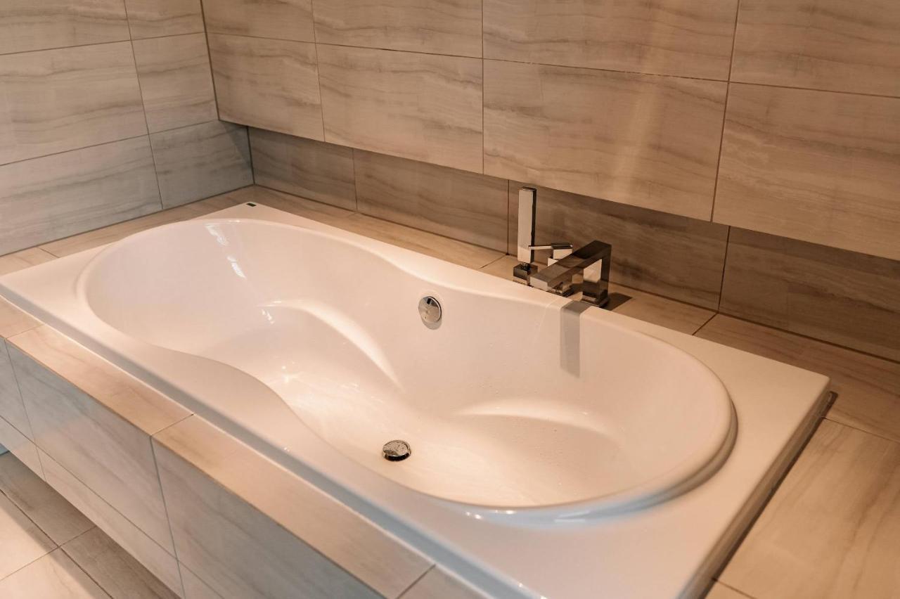 Park Hotel Switzerland Obariv 외부 사진
