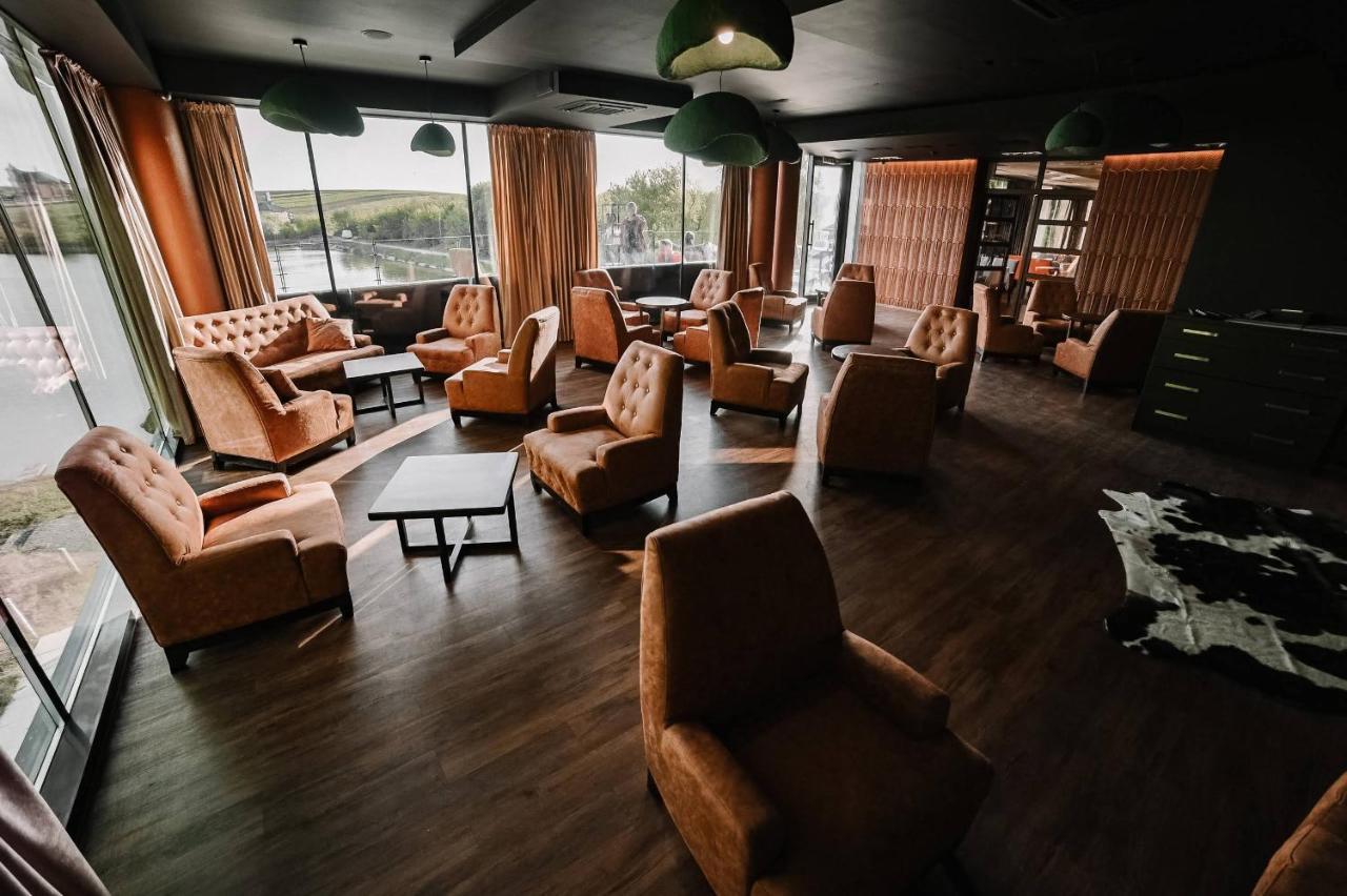 Park Hotel Switzerland Obariv 외부 사진